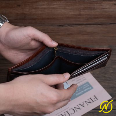 9 Thứ không nên giữ trong ví để tránh mất tiền